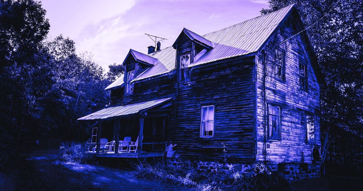 Dreaming of a Haunted House